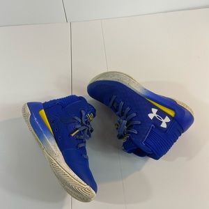 Boys under Armour, Stephen Curry Tennis Shoes
